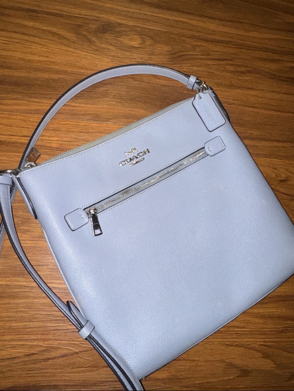 💜Coach Lilac Pebbled Leather Crossbody Bag